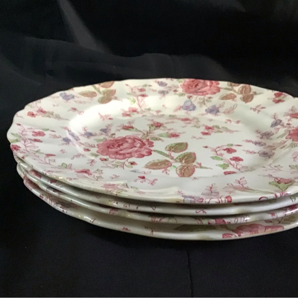 Vtg Johnson Bros Rose Chintz Dinner Plates Hand Engraving Made England Set 4